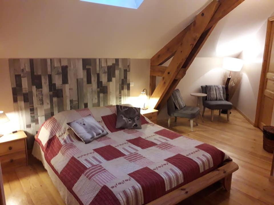 La Pierre Trouee Chambre D'Hotes Châteauneuf-de-Randon Екстериор снимка