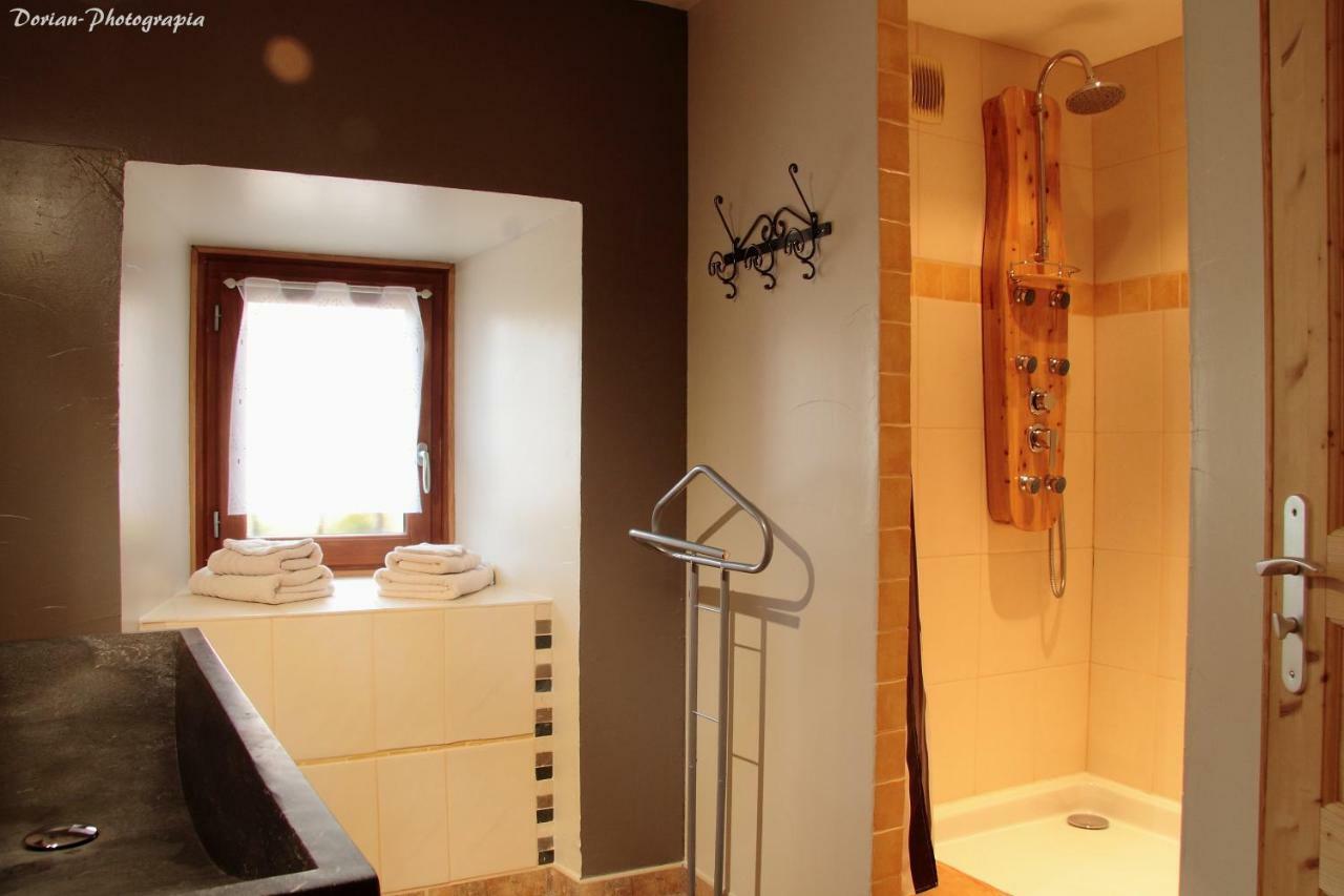 La Pierre Trouee Chambre D'Hotes Châteauneuf-de-Randon Екстериор снимка