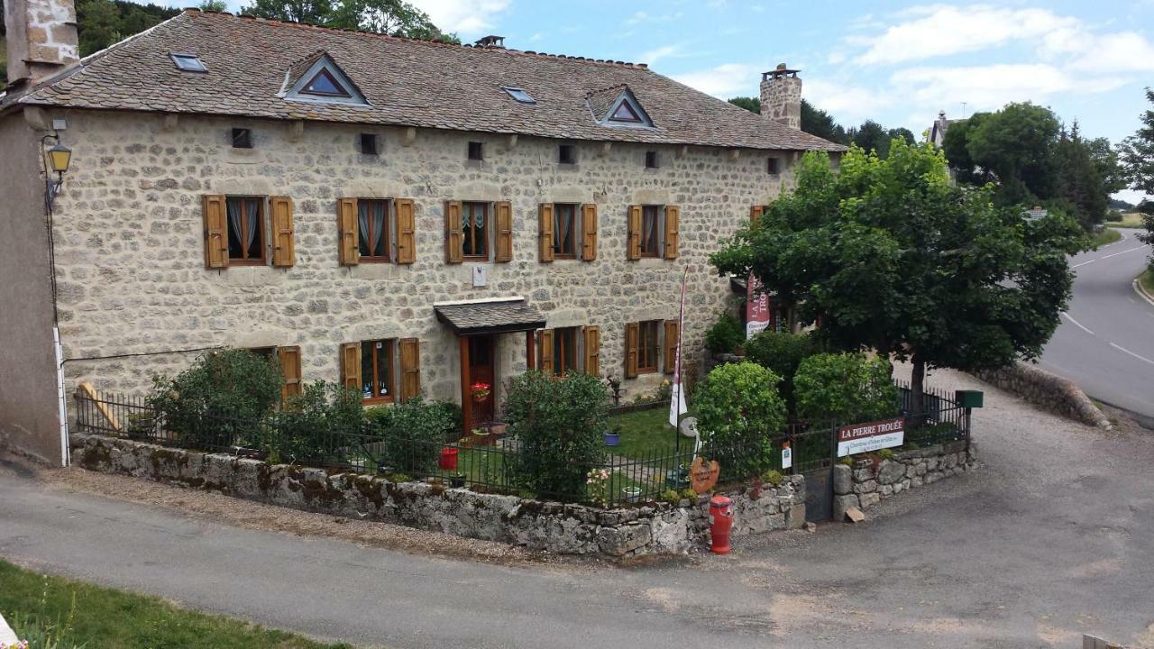 La Pierre Trouee Chambre D'Hotes Châteauneuf-de-Randon Екстериор снимка